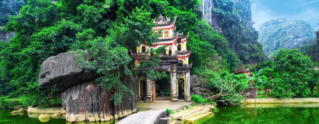 En bild på ett tempel i Vietnam